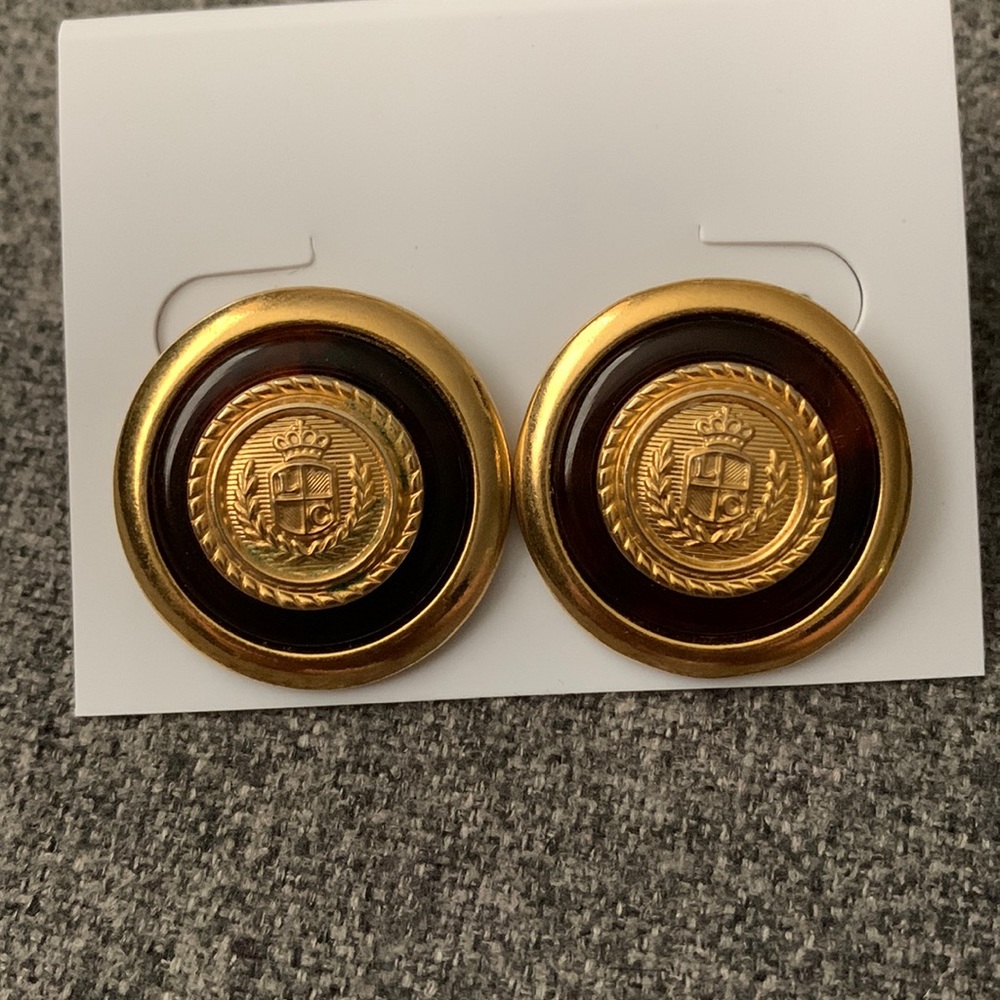 Liz Claiborne gold statement coat of arms,tortoise shell pierced earrings